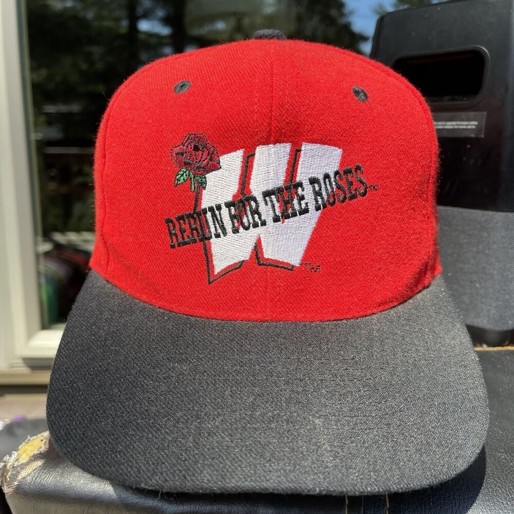 Vintage 90s Wisconsin Badgers Rose Bowl NCAA Snapback Hat Wool Blend Cap
